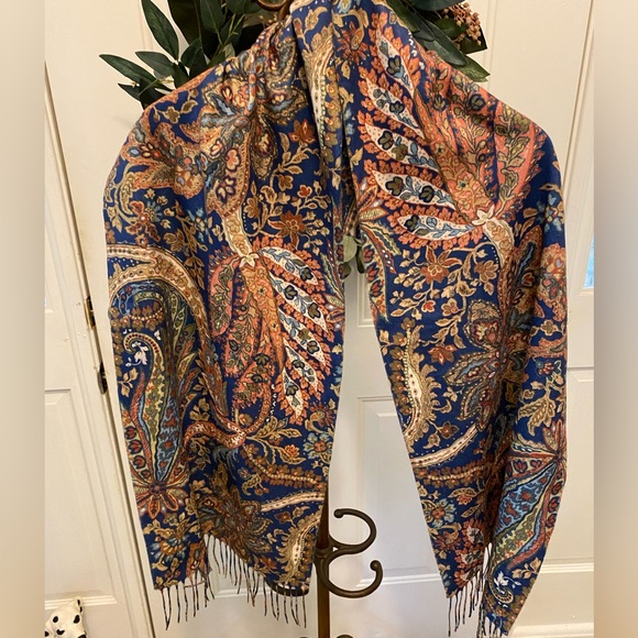 Cashmink Beautiful German Paisley Floral Scarf w Fringe - Picture 1 of 8